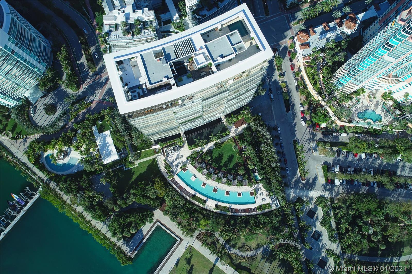 APOGEE CONDO - Residential