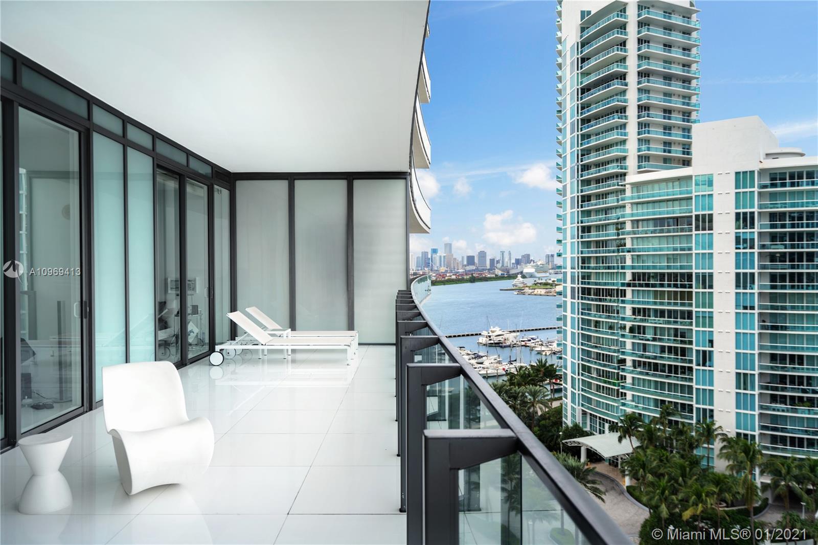 APOGEE CONDO - Residential