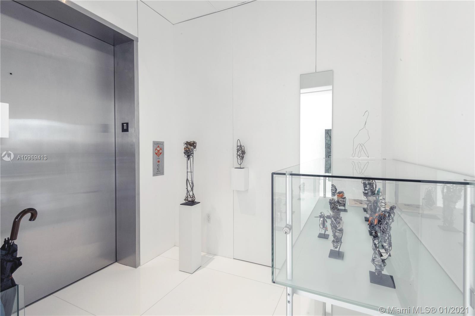 APOGEE CONDO - Residential