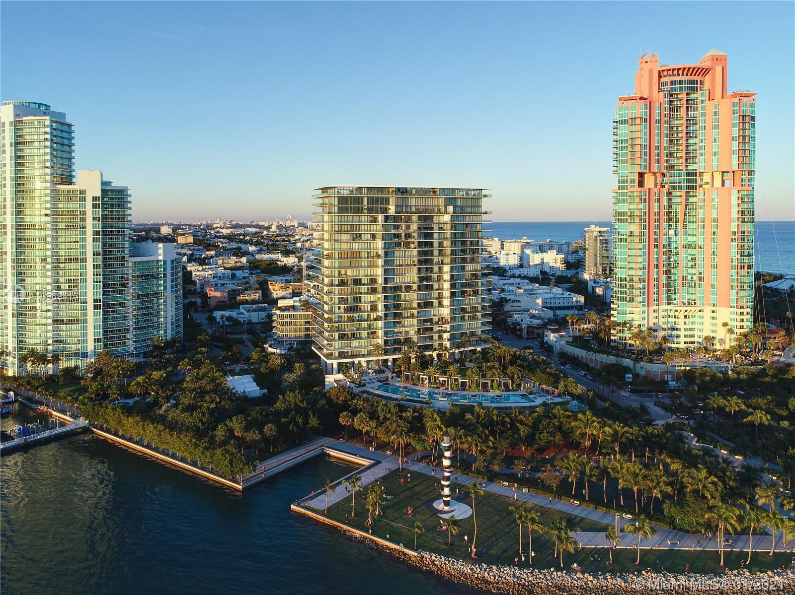 APOGEE CONDO - Residential