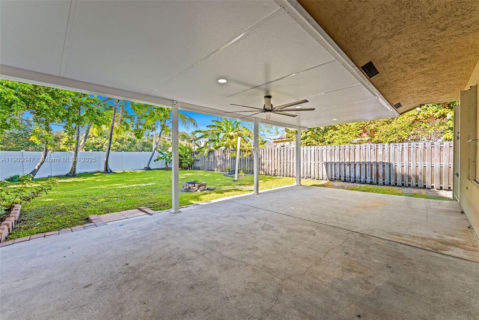 FIRST IMPRESSIONS II - Residential