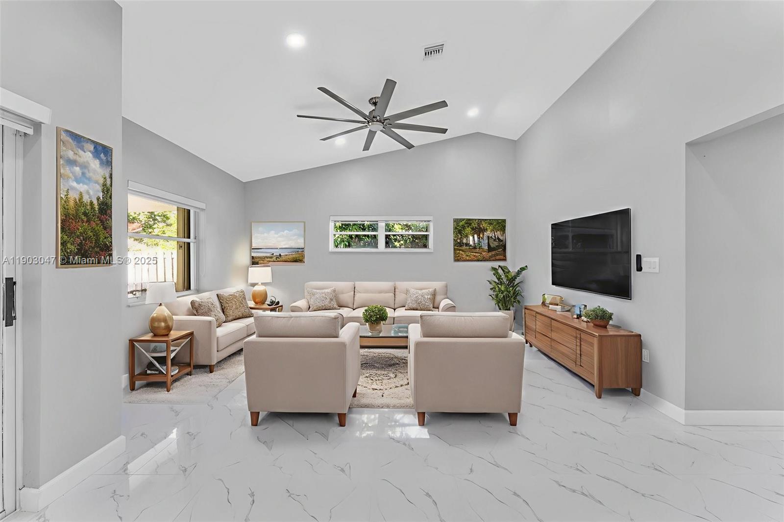 FIRST IMPRESSIONS II - Residential