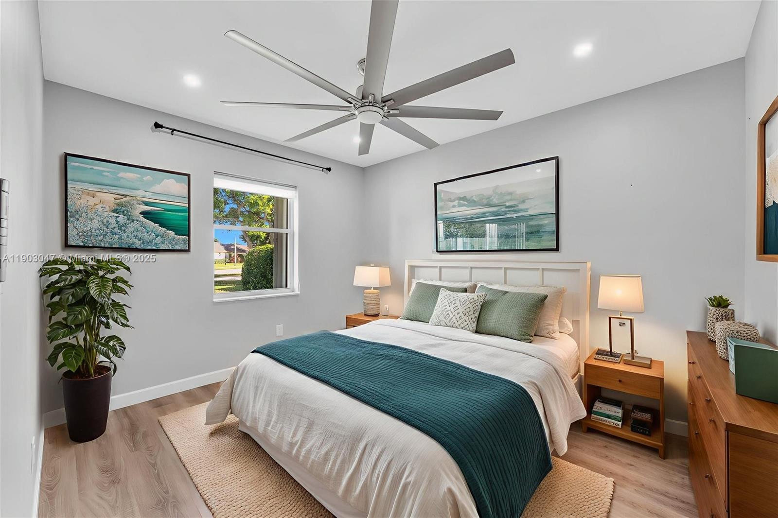 FIRST IMPRESSIONS II - Residential