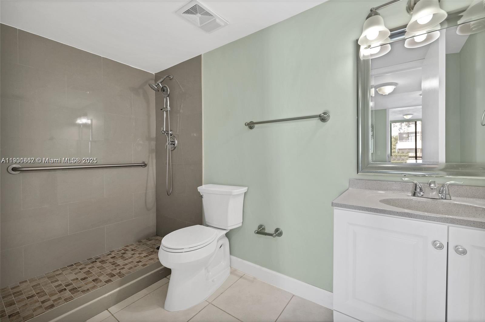 VERABELLA FALLS CONDO - Residential Lease