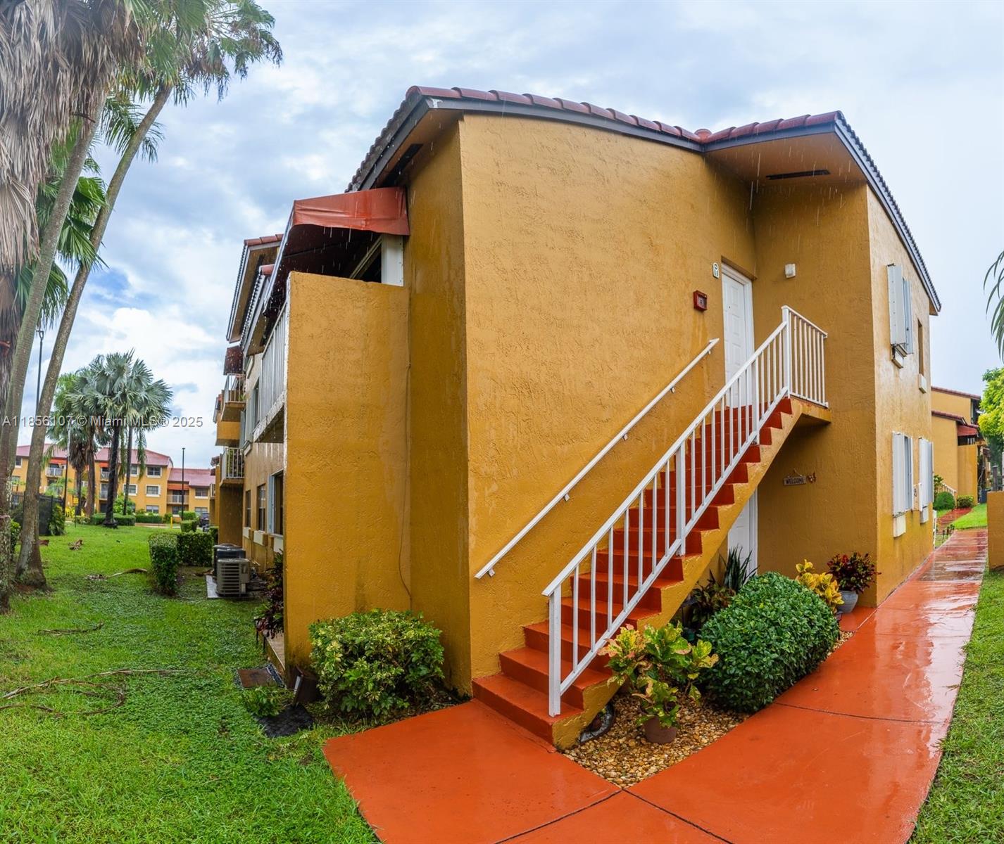 This charming 1-bedroom, 1-bath corner condo is located in the heart of Kendall within a secure, gated community. This well-kept home features a private entrance, a well-kept kitchen, tile floors throughout, and the convenience of an in-unit washer and dryer. The Courts at Kendall offers fantastic amenities, including 2 pools, a hot tub, a playground for little ones, and a full tennis complex with a pro shop. For added peace of mind, a security guard patrols the community 24/7.