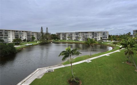 A home in Aventura