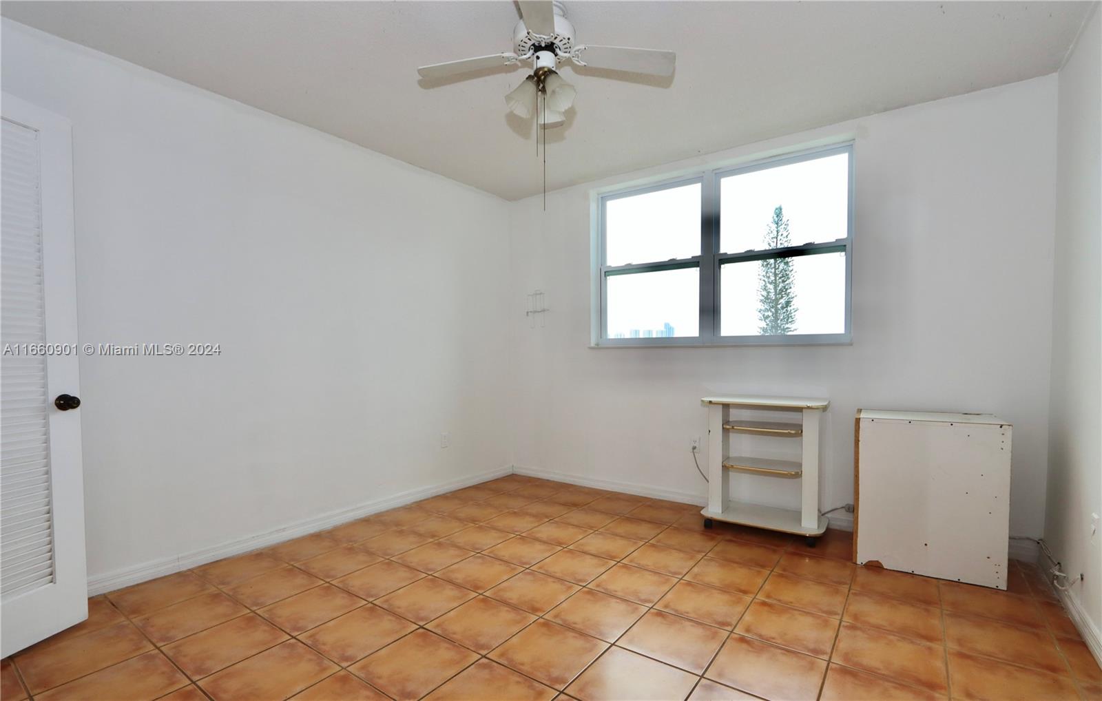 POINT EAST SEC II CONDO - Residential