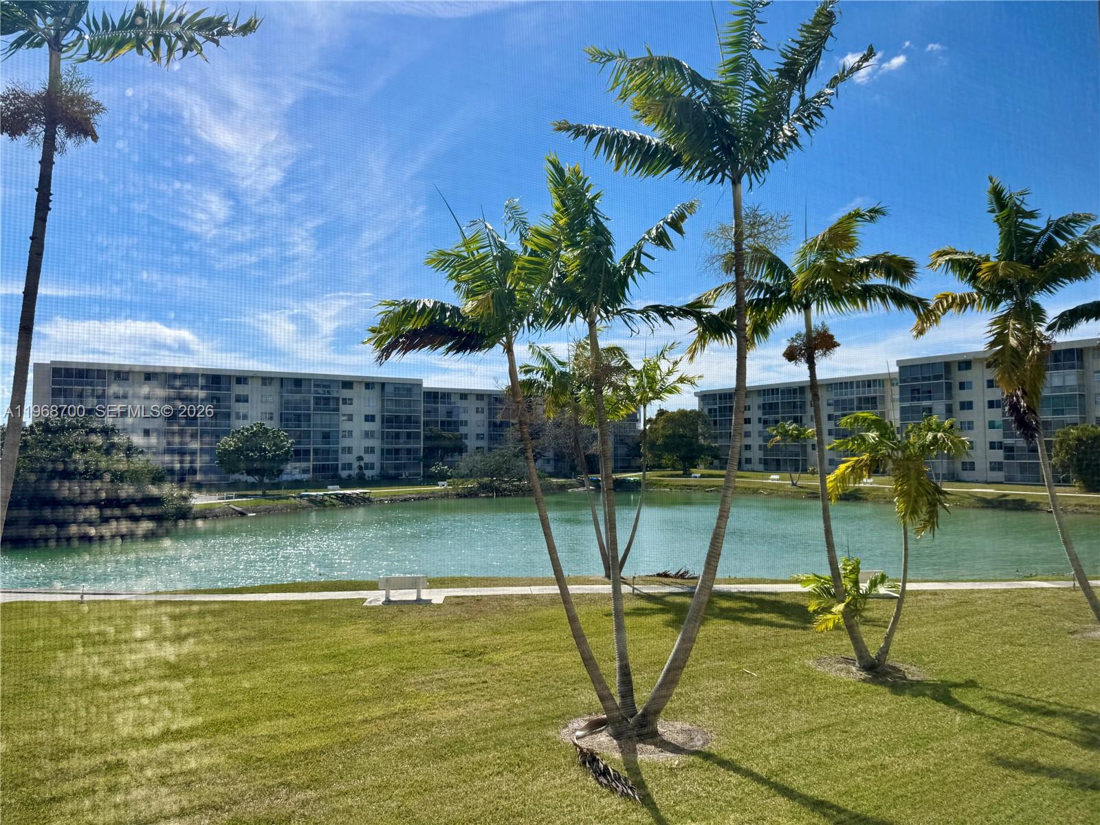 Properties 4 2855 Leonard Dr H202