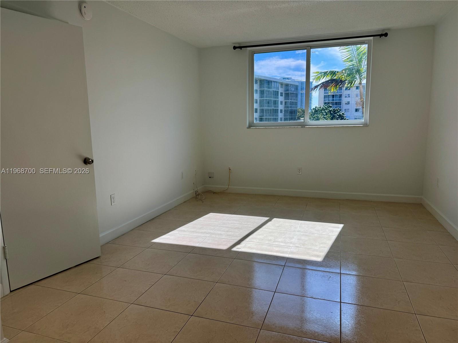 POINT EAST SEC II CONDO - Residential