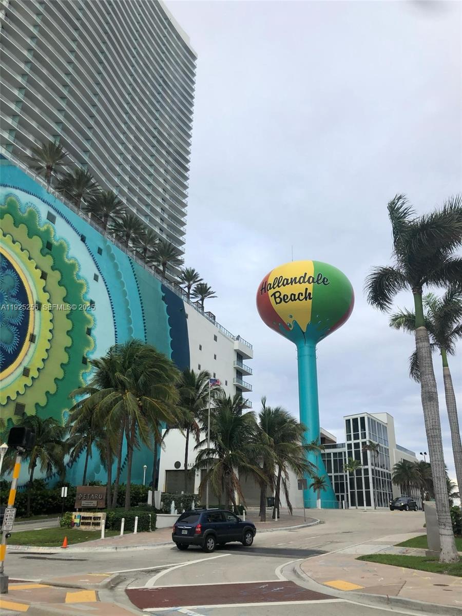 PARKER DORADO CONDO - Residential