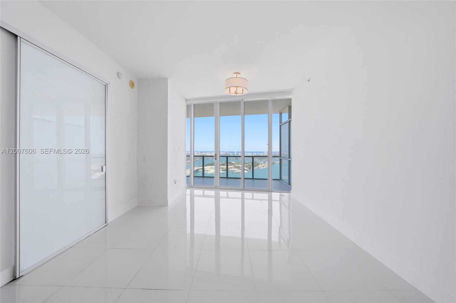 MARQUIS CONDO - Residential