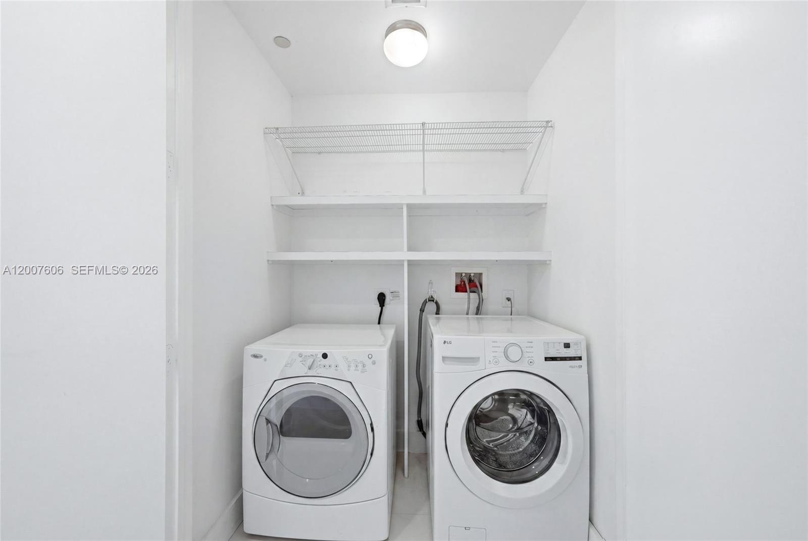 MARQUIS CONDO - Residential