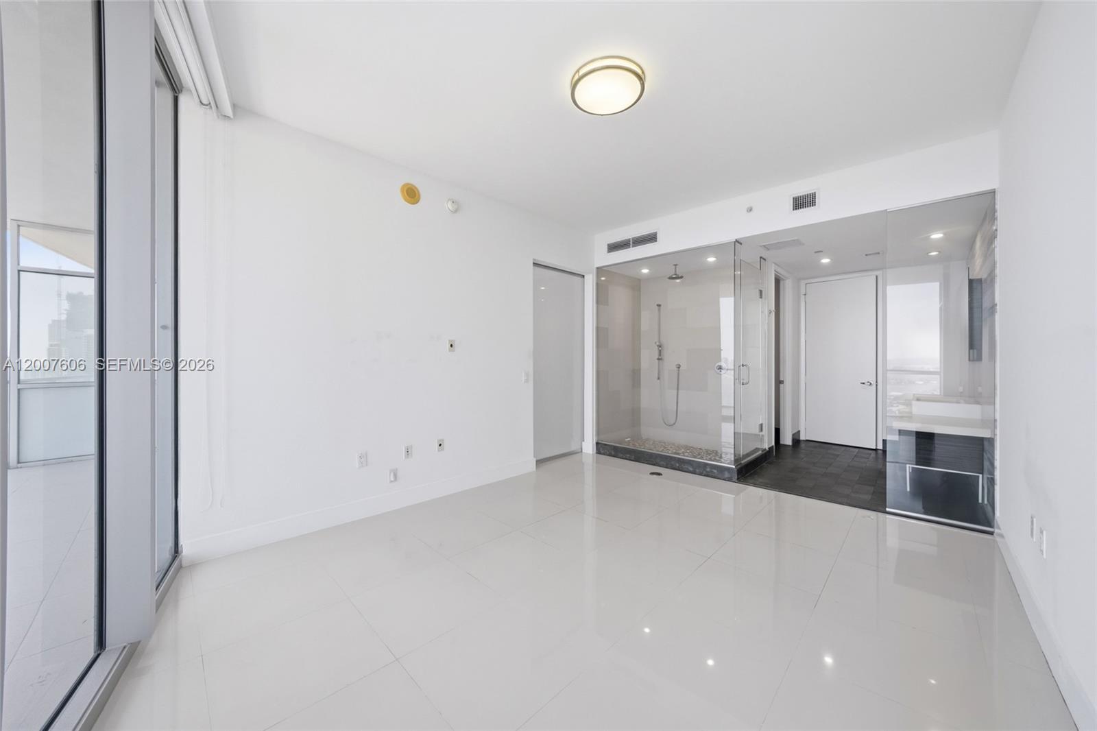 MARQUIS CONDO - Residential