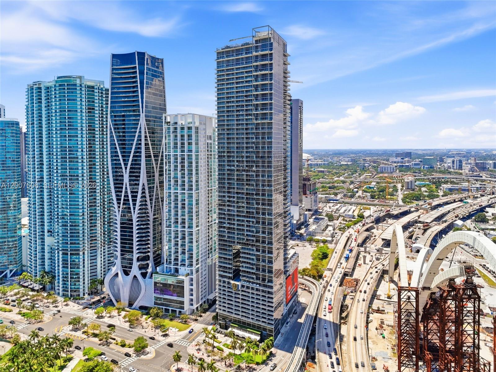 MARQUIS CONDO - Residential
