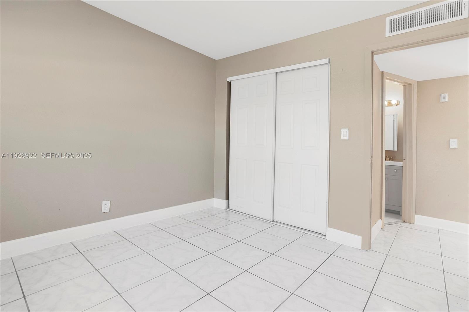 DEERFIELD PALMS CONDO - Residential