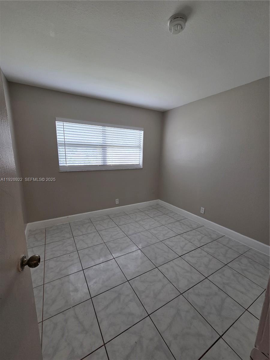 DEERFIELD PALMS CONDO - Residential