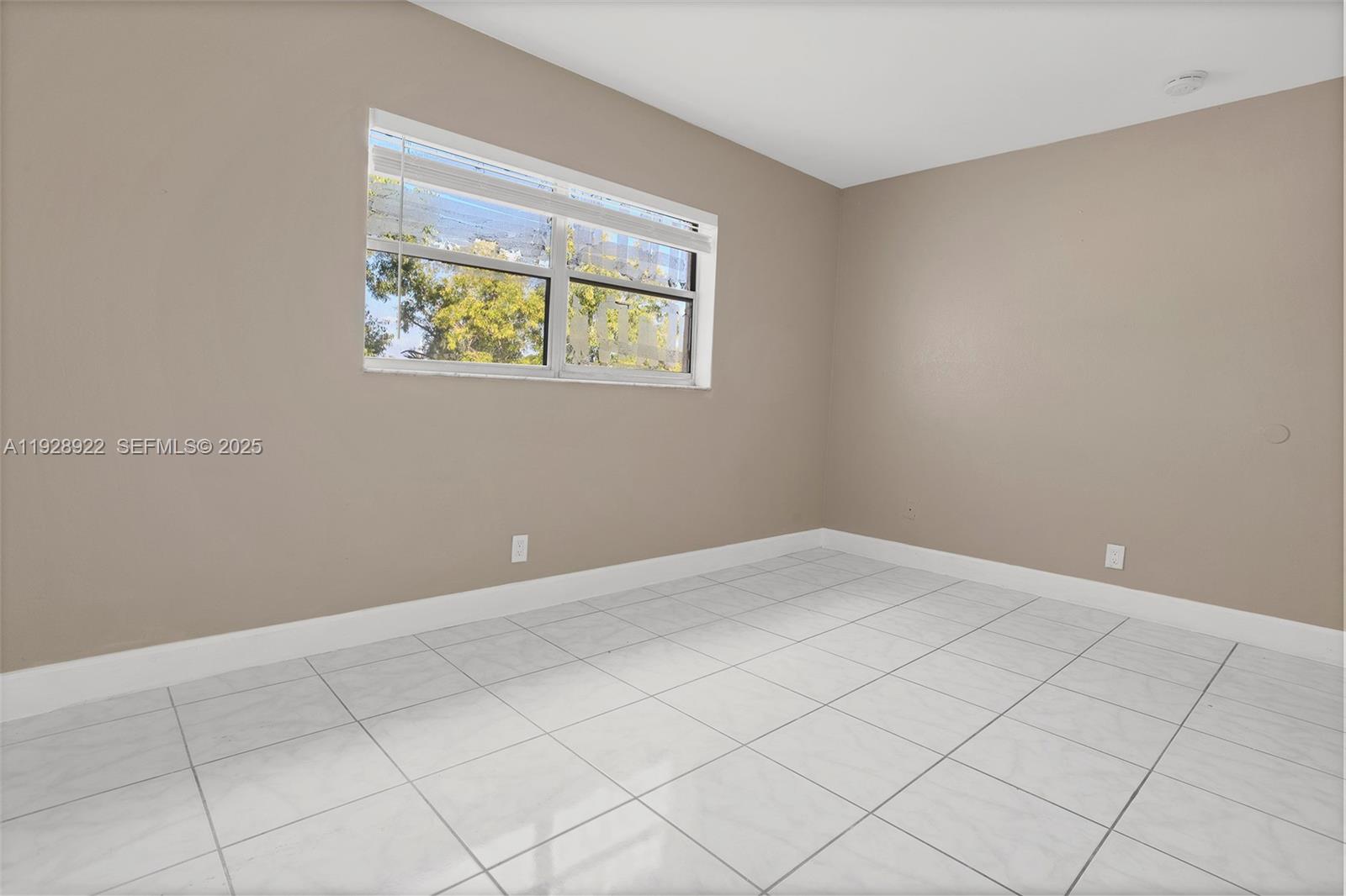 DEERFIELD PALMS CONDO - Residential