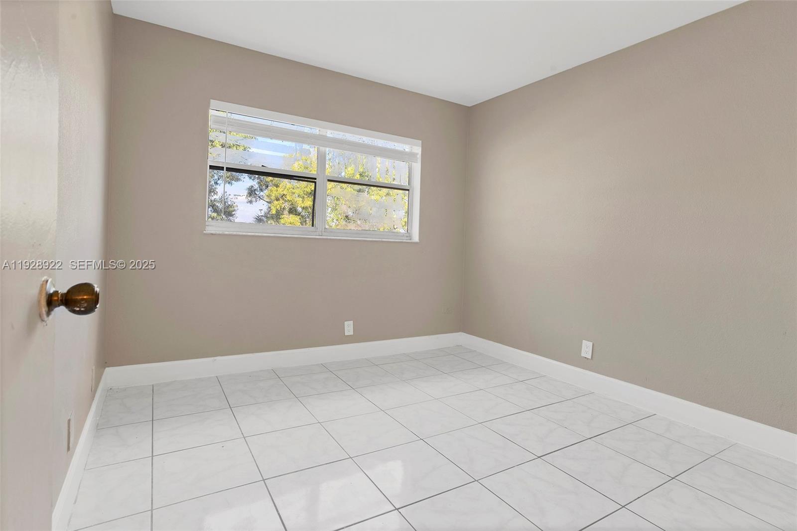 DEERFIELD PALMS CONDO - Residential