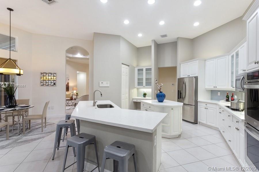 BUCKRAM OAK FARM - Residential