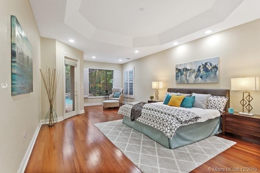 BUCKRAM OAK FARM - Residential