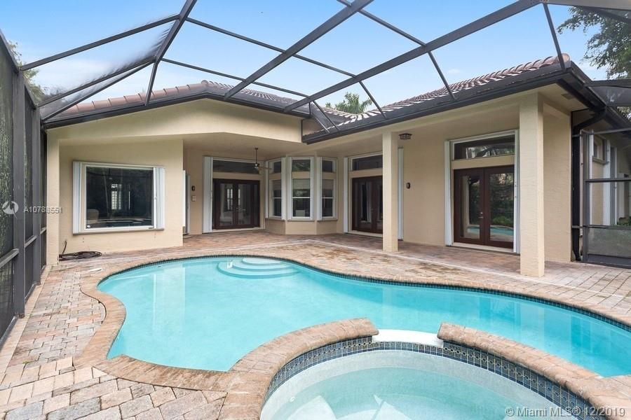 BUCKRAM OAK FARM - Residential