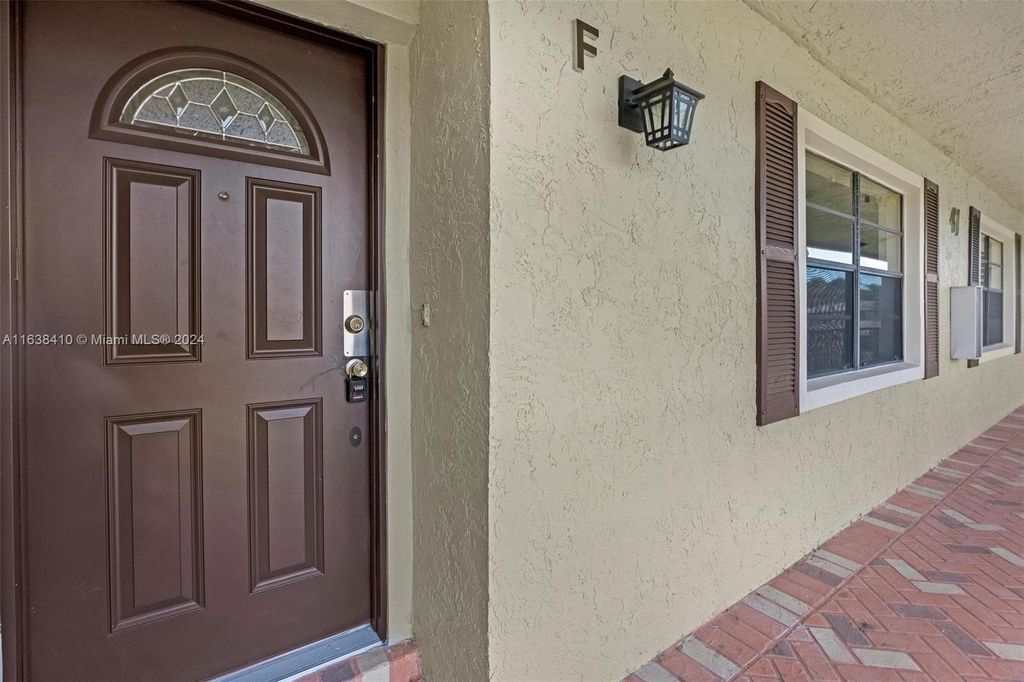 Photo of 47 W Stratford Ln W #F, Boynton Beach, FL 33436 (MLS # A11638410)