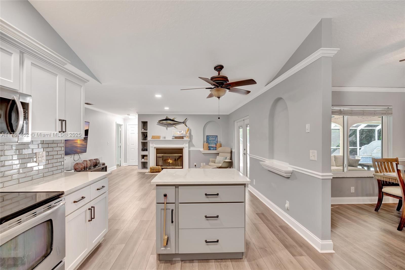 SHORES 1 - Residential