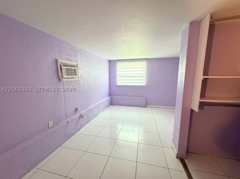 Tiny photo for 6831 Farragut St, Hollywood, FL 33024 (MLS # A12065363)