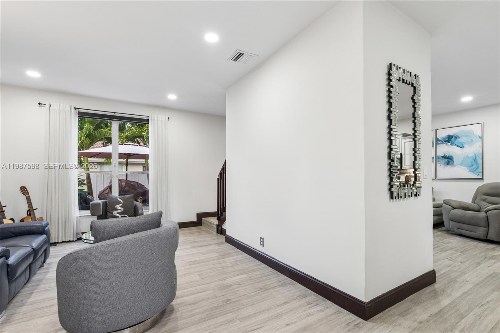 SILVER LAKES PHASE III - Residential Lease