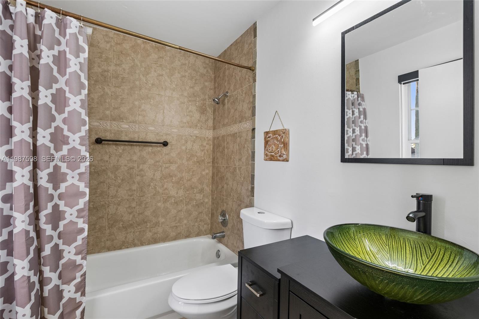 SILVER LAKES PHASE III - Residential Lease