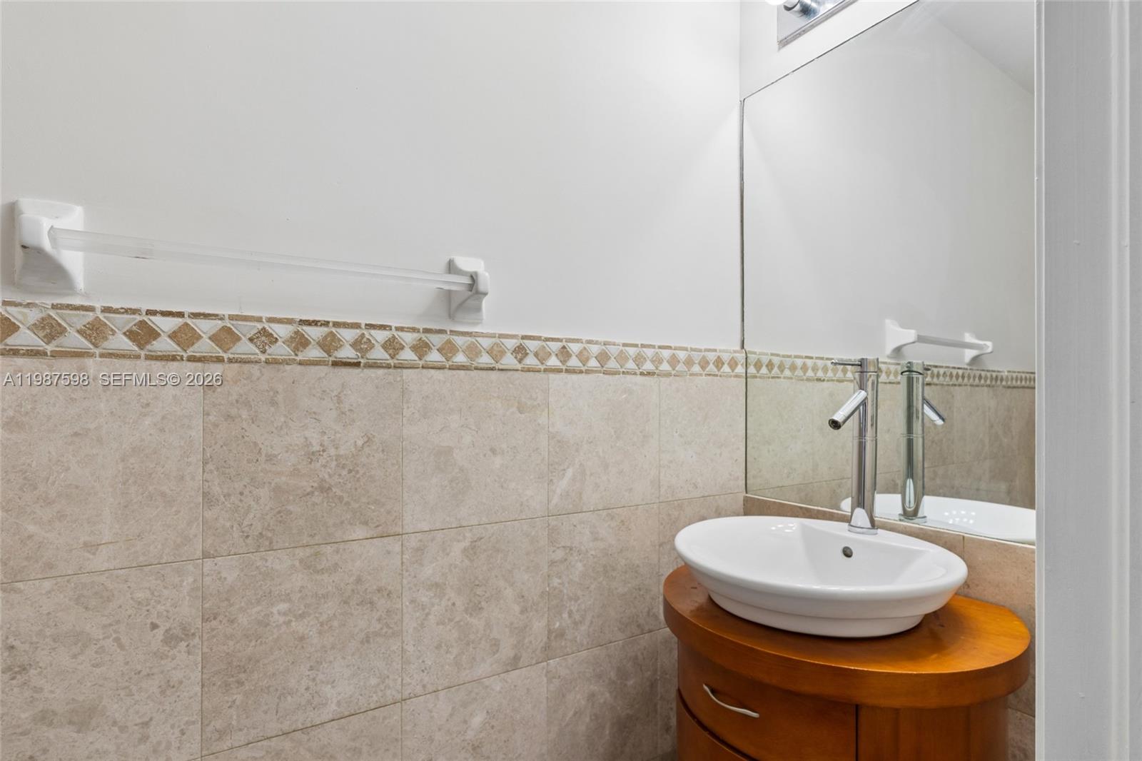 SILVER LAKES PHASE III - Residential Lease