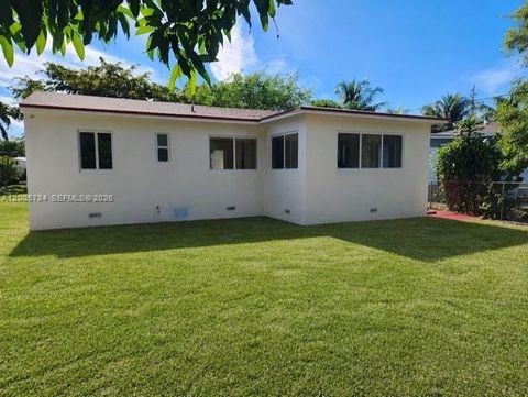 Tiny photo for 815 NE 134th St, North Miami, FL 33161 (MLS # A12005784)
