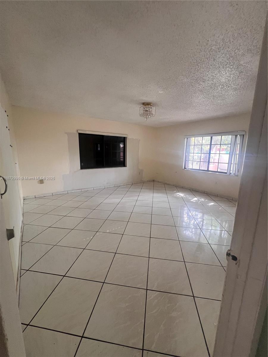 HIALEAH 13TH ADDN AMD PL - Residential