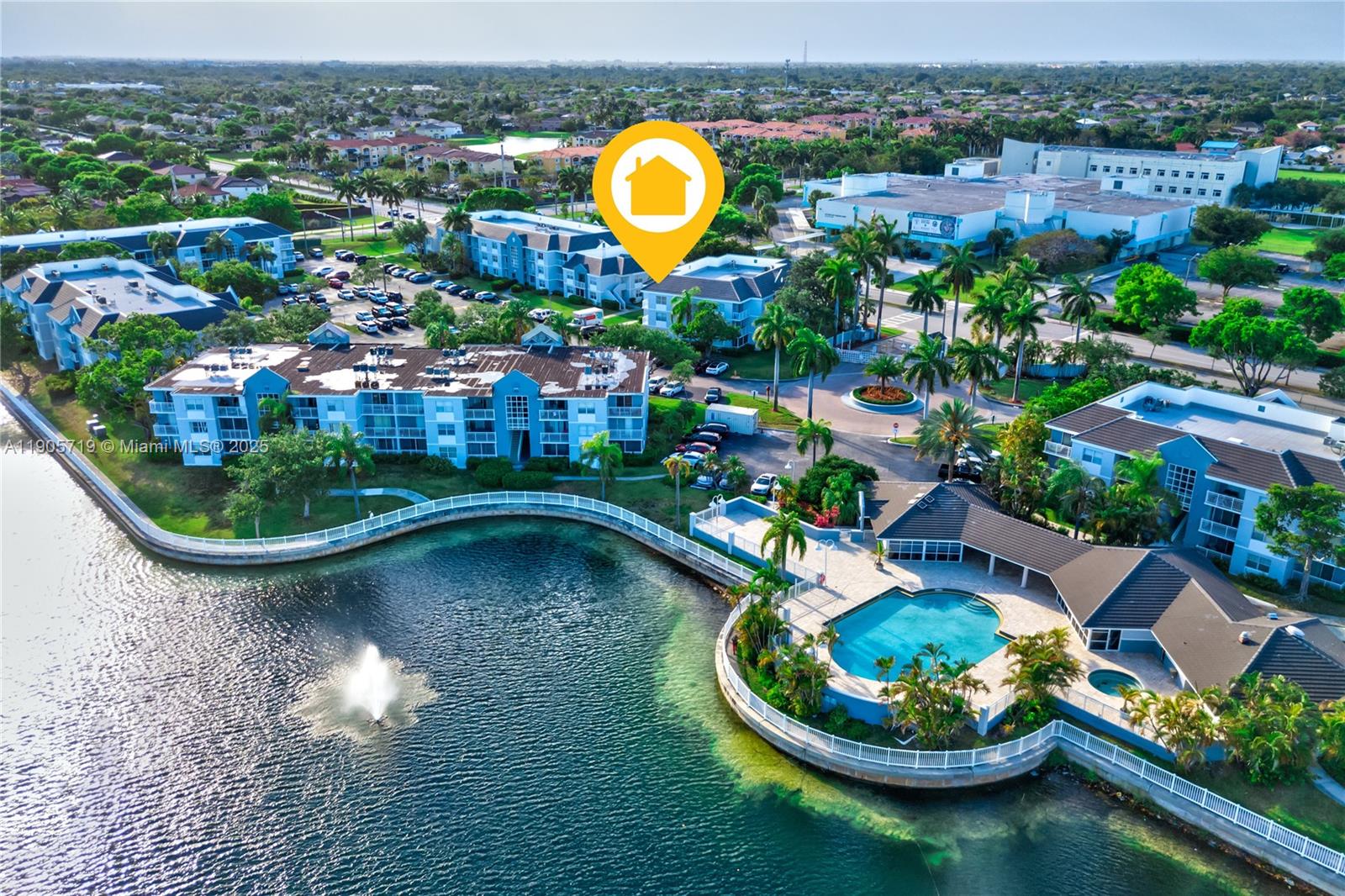 LE CLUB AT OLD CUTLER CON - Residential Lease