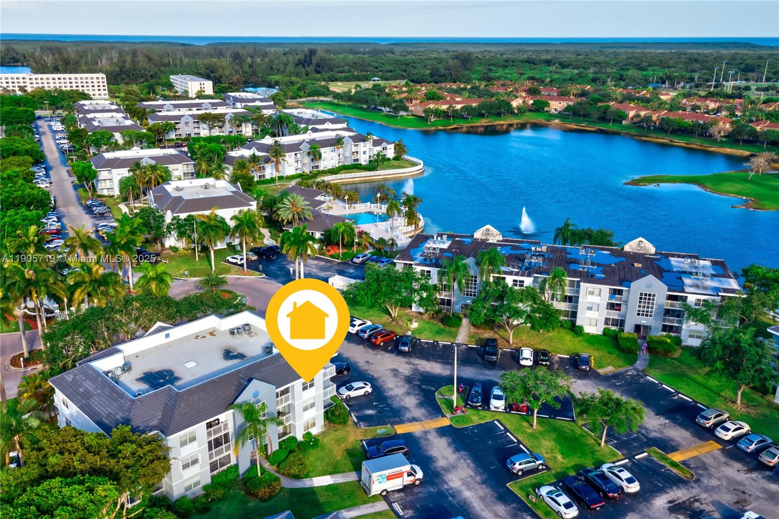 LE CLUB AT OLD CUTLER CON - Residential Lease