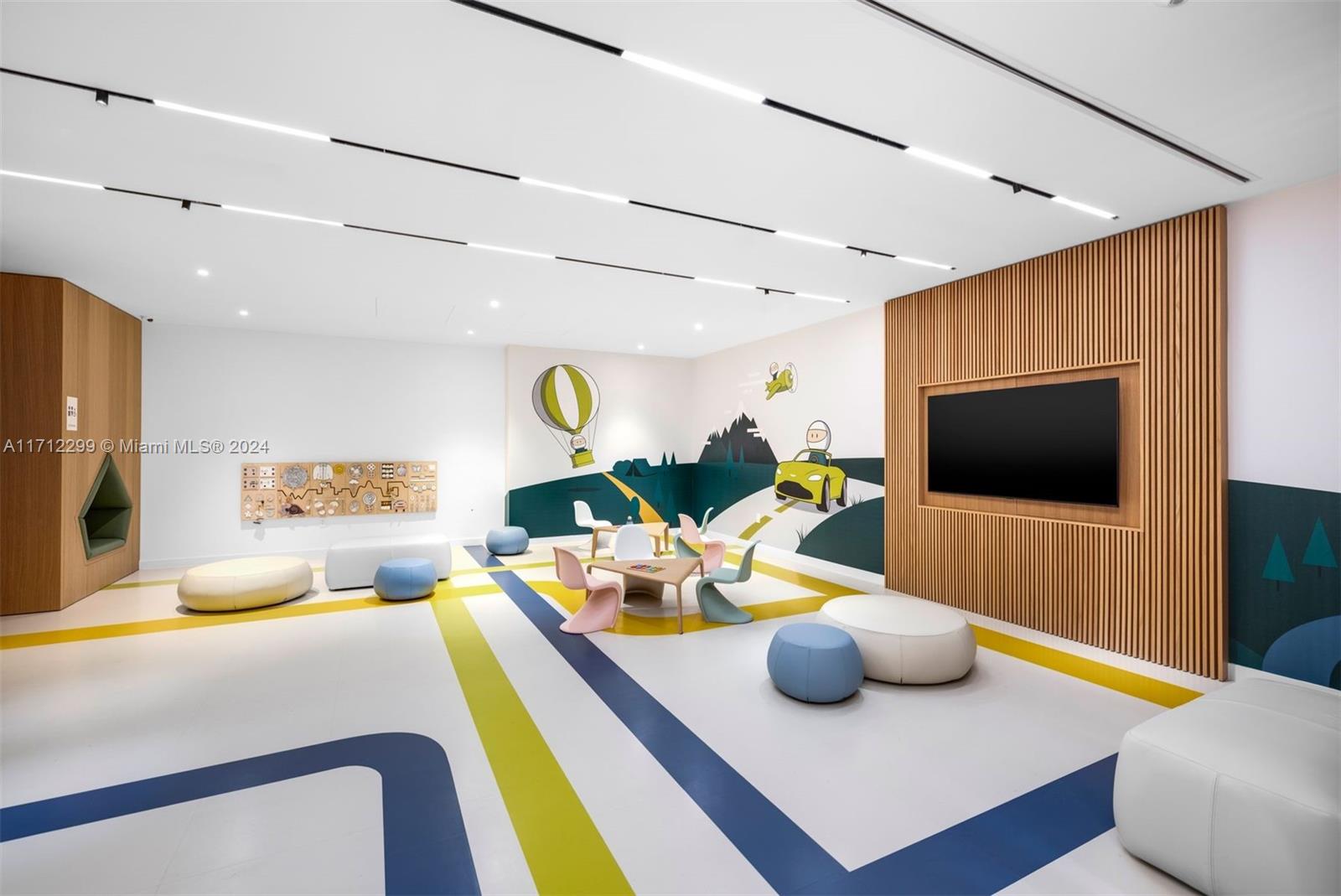 ASTON MARTIN RESIDENCES - Residential Lease