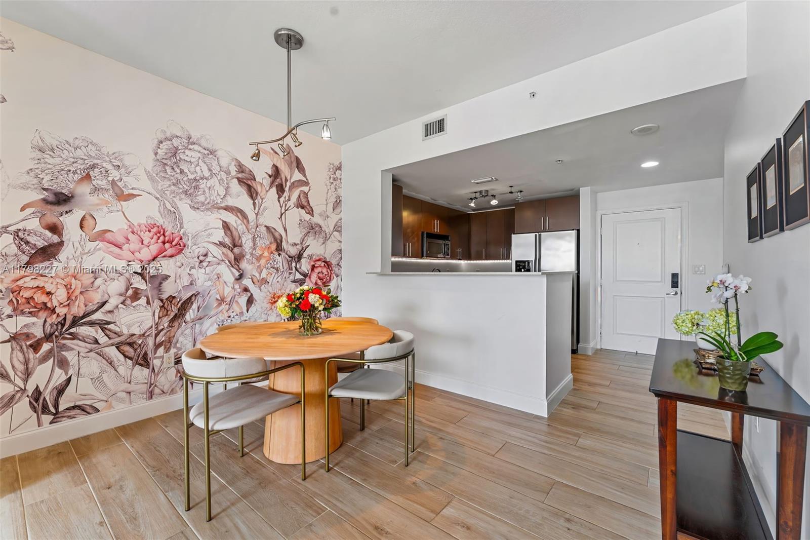 TEN ARAGON CONDO - Residential