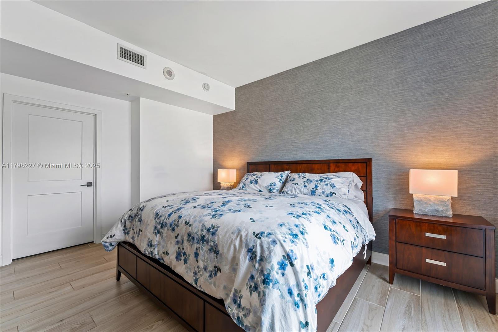 TEN ARAGON CONDO - Residential