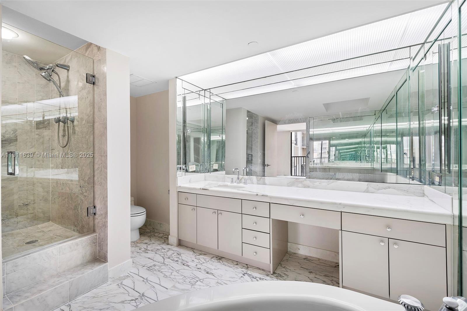 TURNBERRY ISLE CONDO - Residential Lease