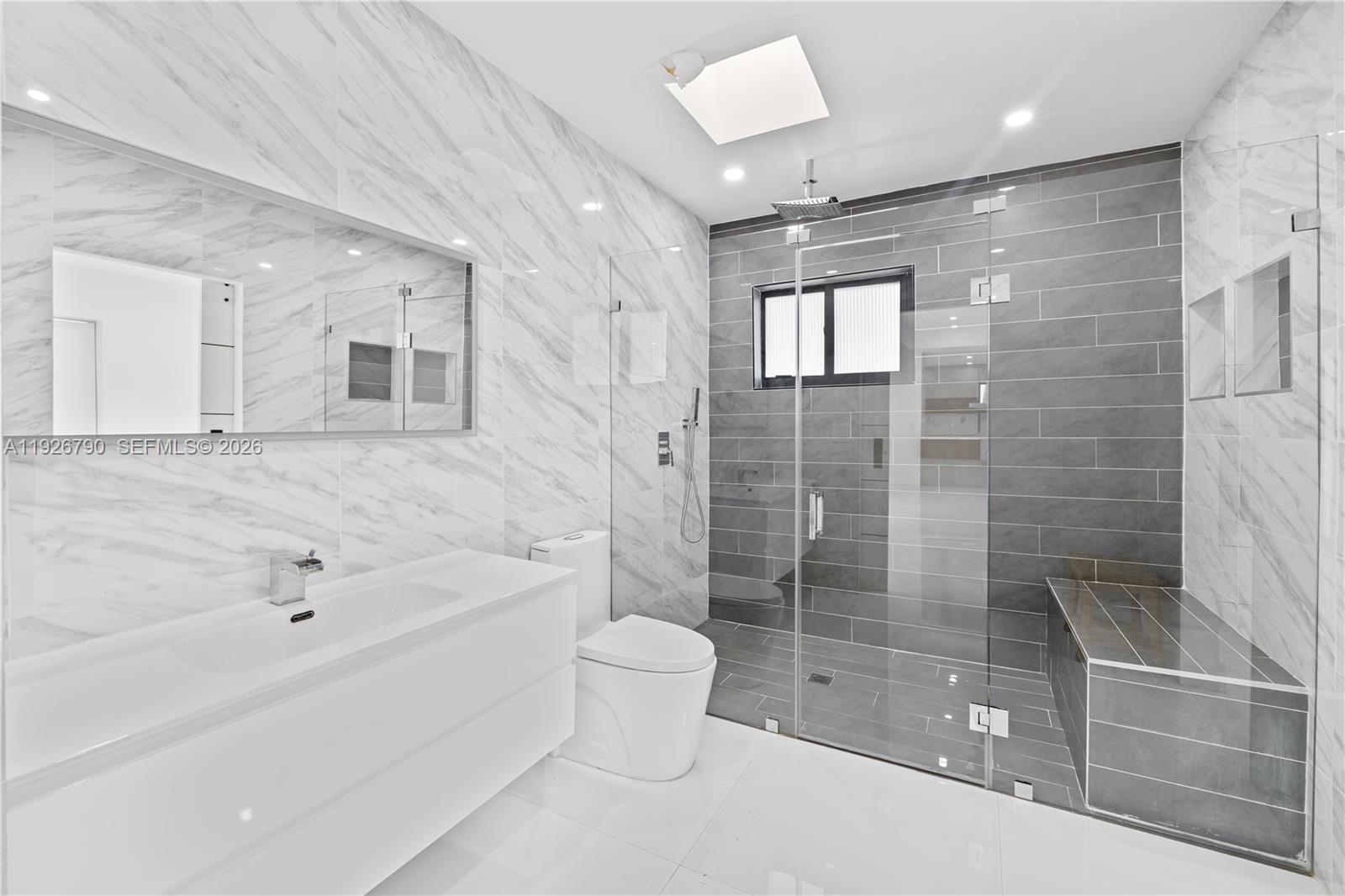 BISCAYNE POINT - Residential