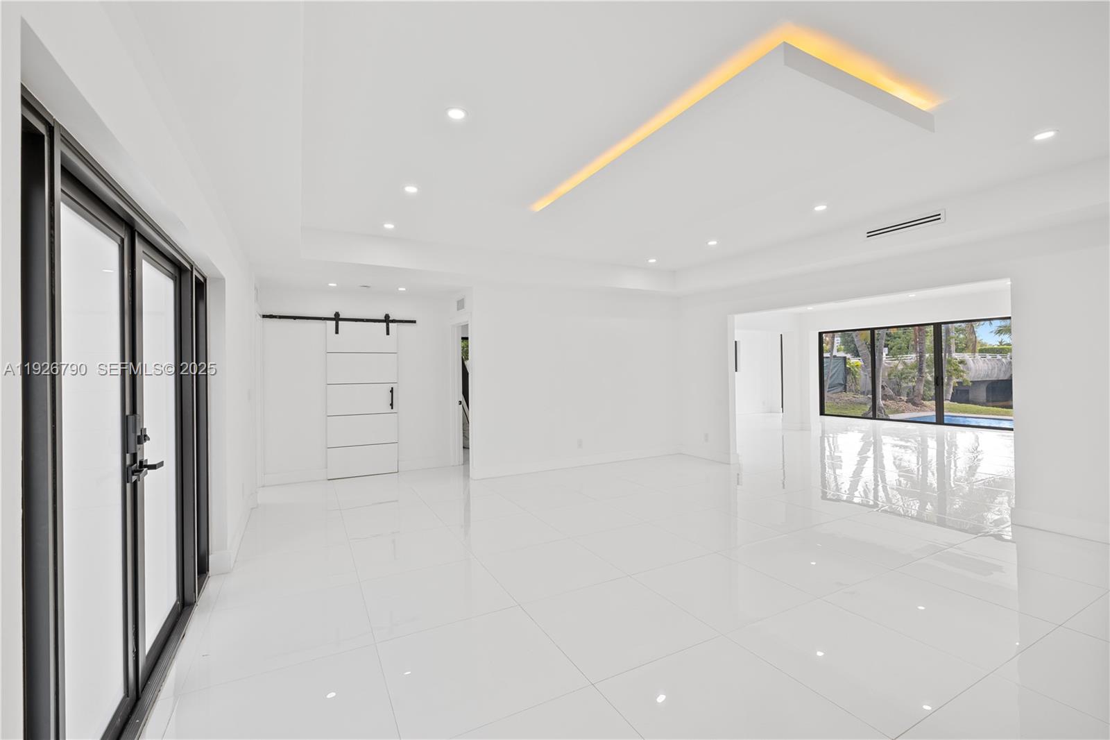 BISCAYNE POINT - Residential