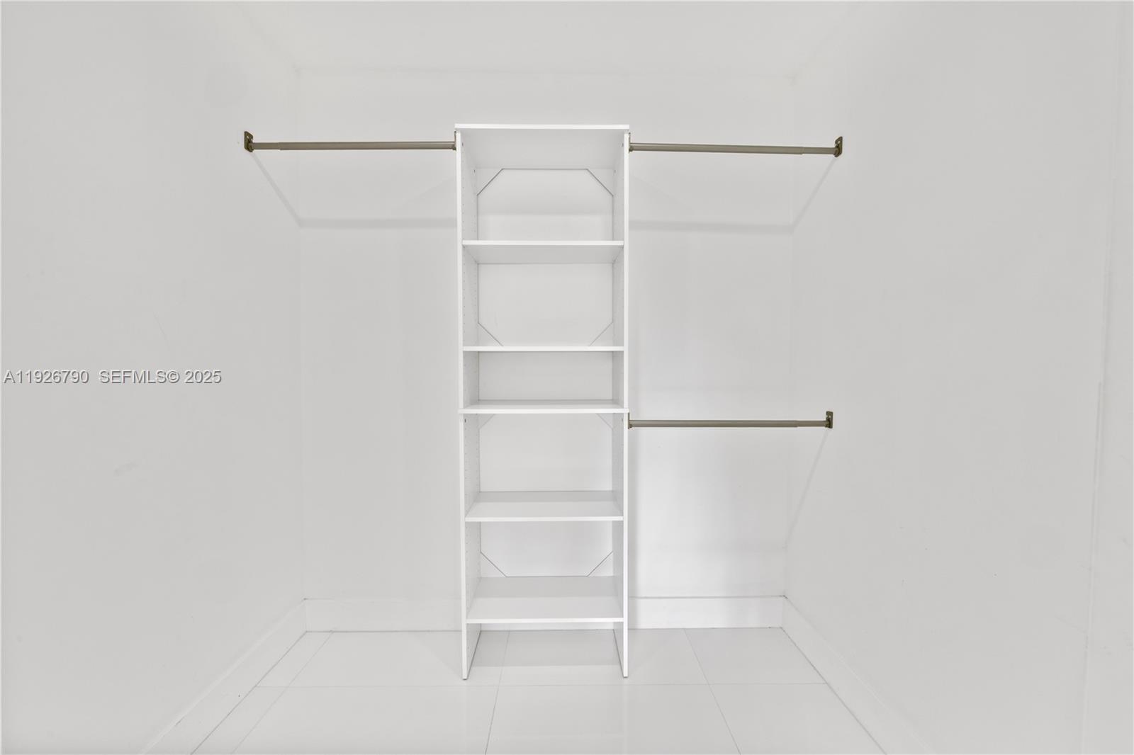 BISCAYNE POINT - Residential