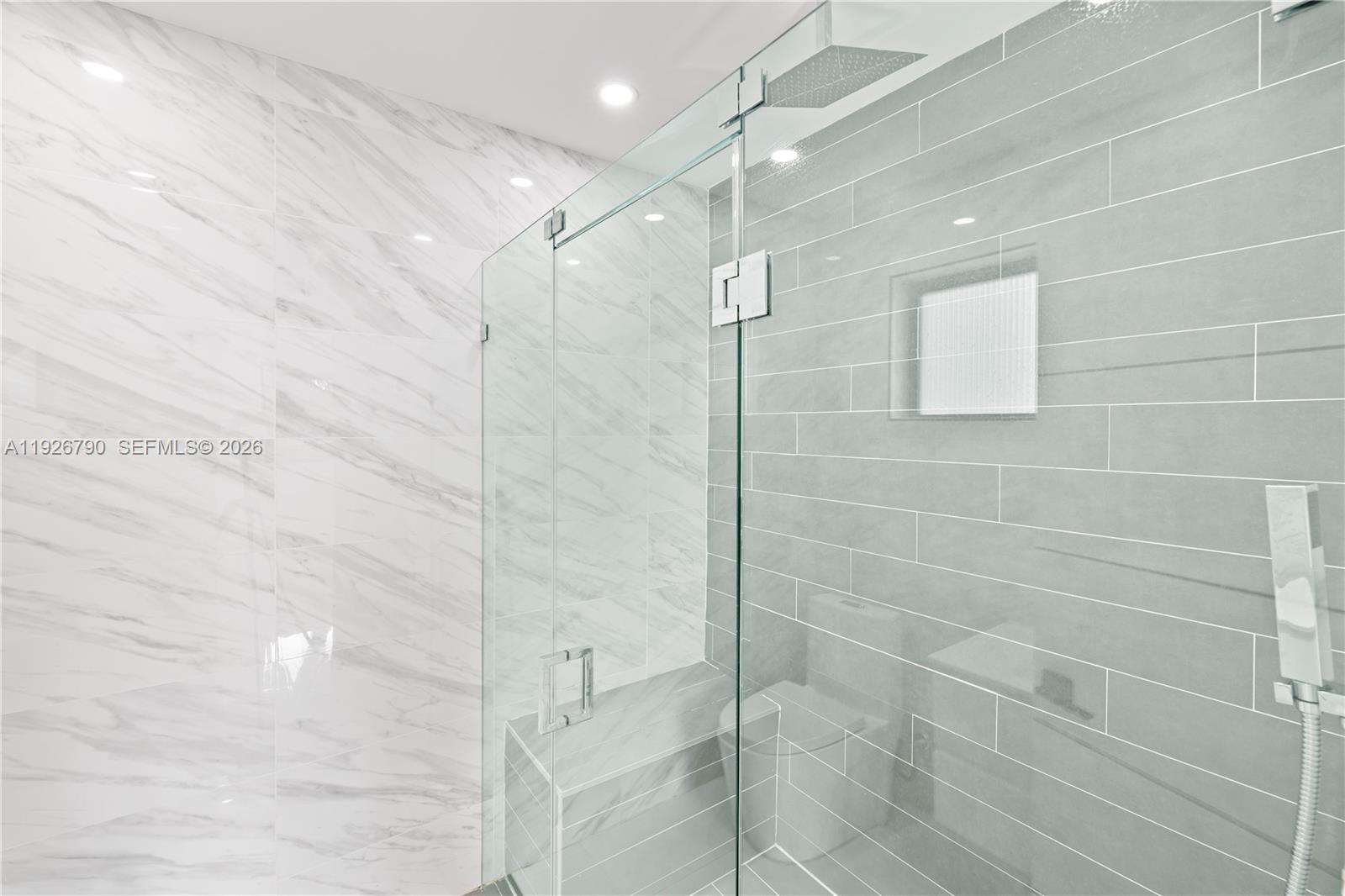 BISCAYNE POINT - Residential