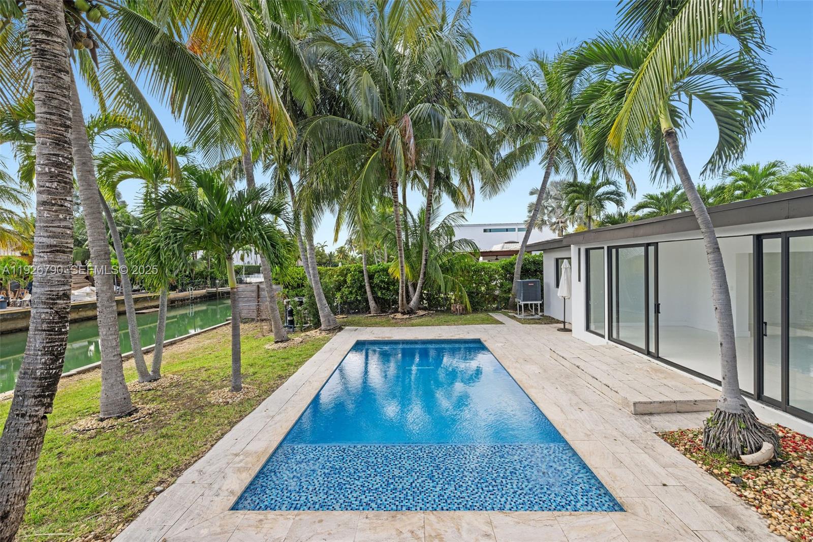 BISCAYNE POINT - Residential