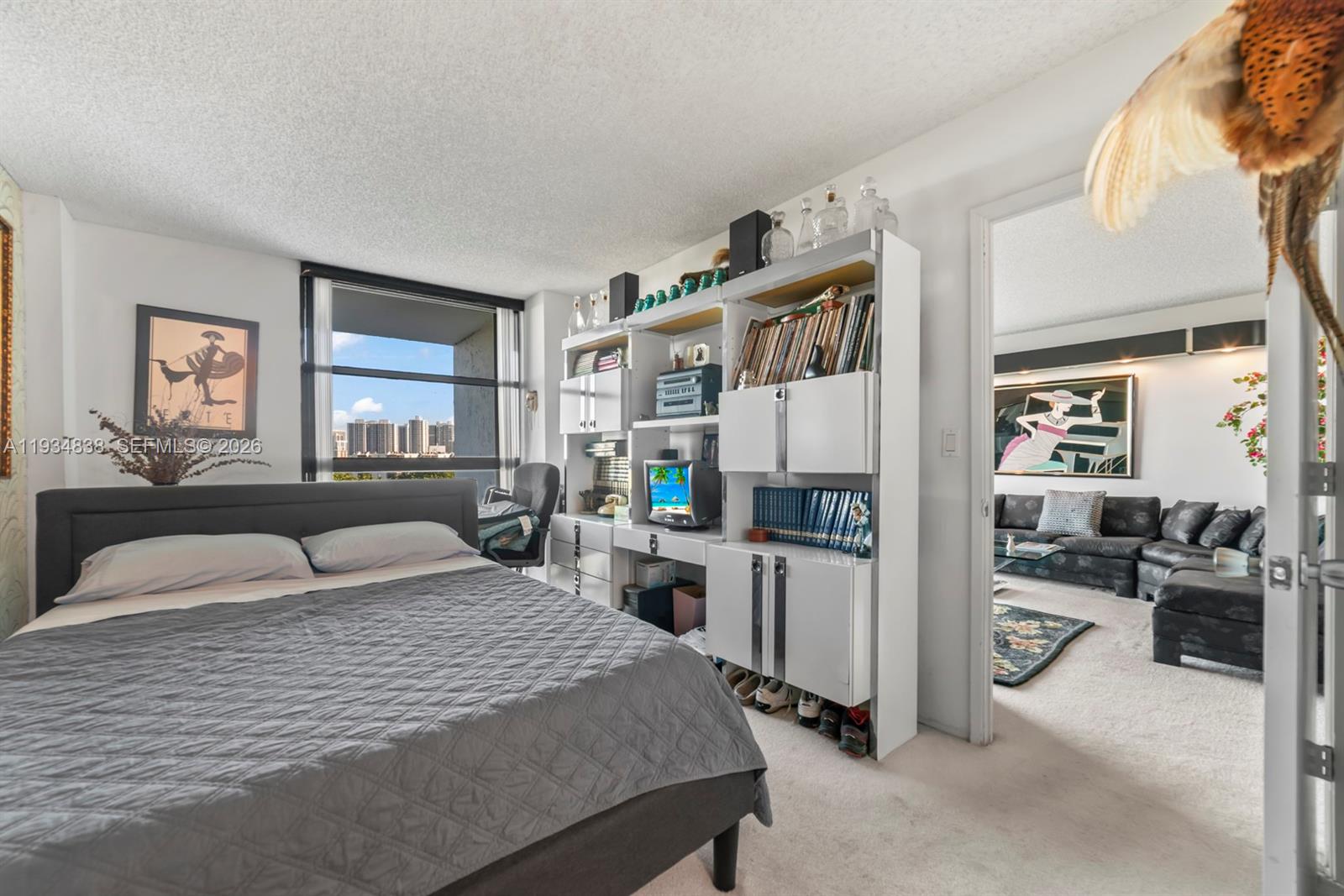 DELVISTA TOWERS CONDO - Residential