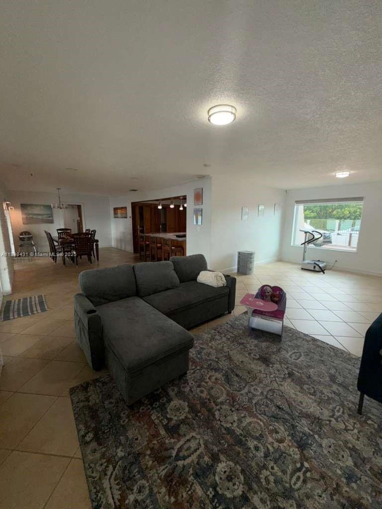 CORAL PARK ESTS SEC 2 - Residential Lease