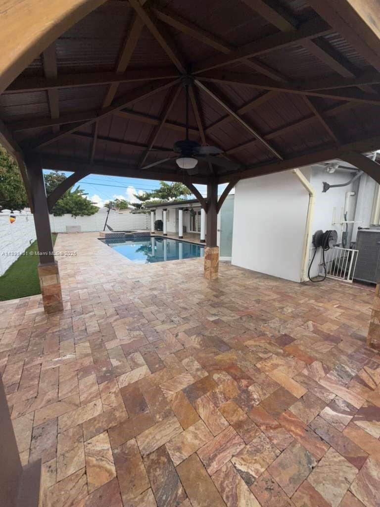 CORAL PARK ESTS SEC 2 - Residential Lease