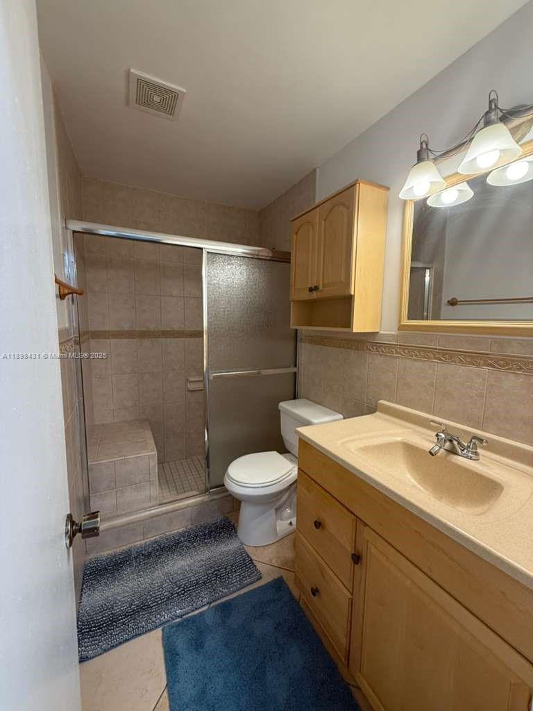 CORAL PARK ESTS SEC 2 - Residential Lease