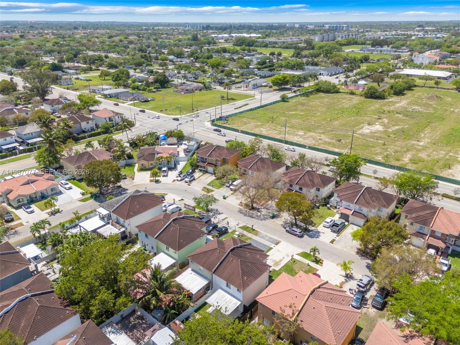 NARANJA GARDENS - Residential Lease