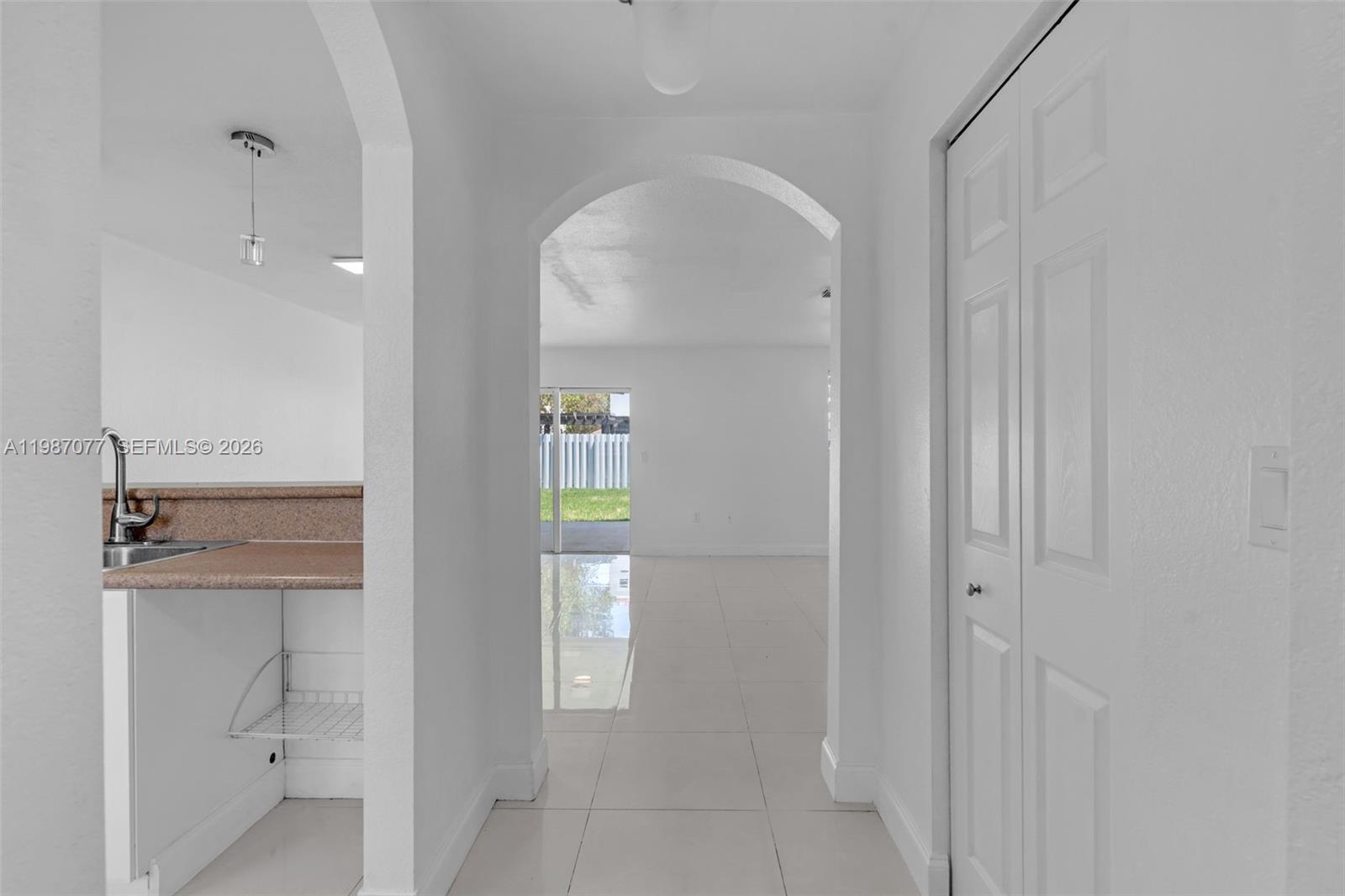 NARANJA GARDENS - Residential Lease